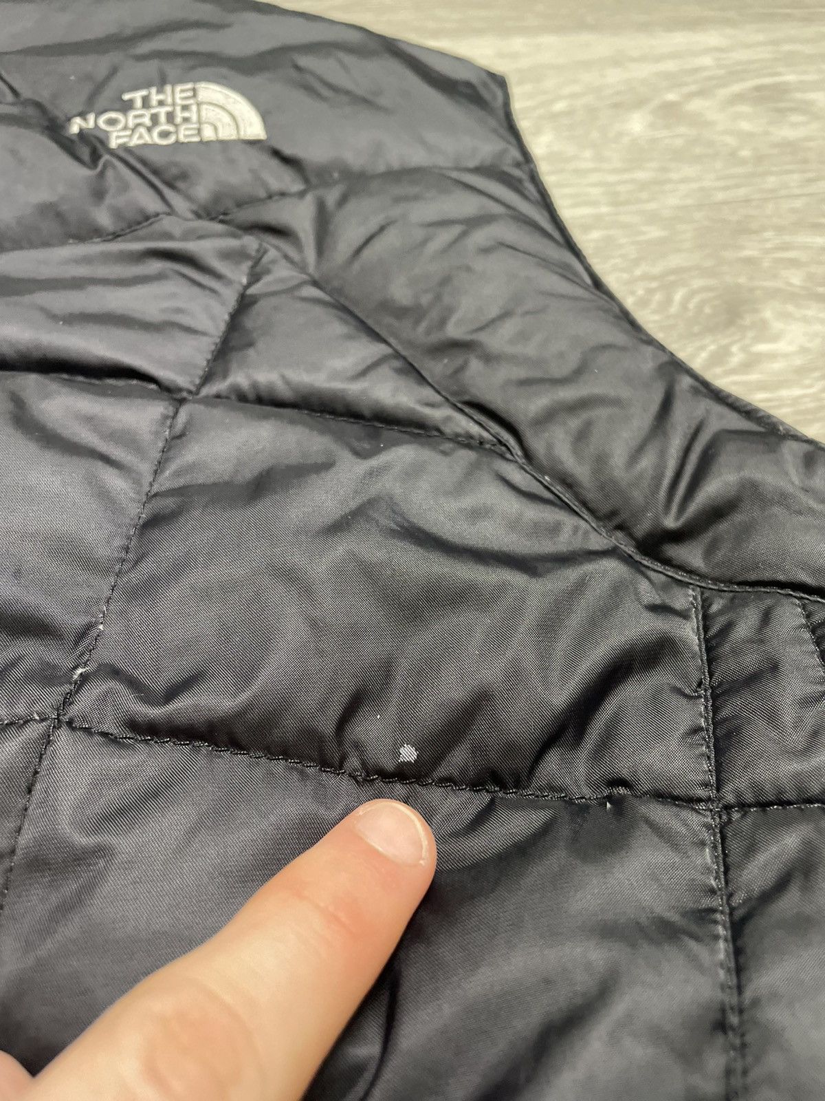 The North Face The North Face 550 Goose Down Vest Black Hooded Puffer Size M / US 6-8 / IT 42-44 - 25 Thumbnail