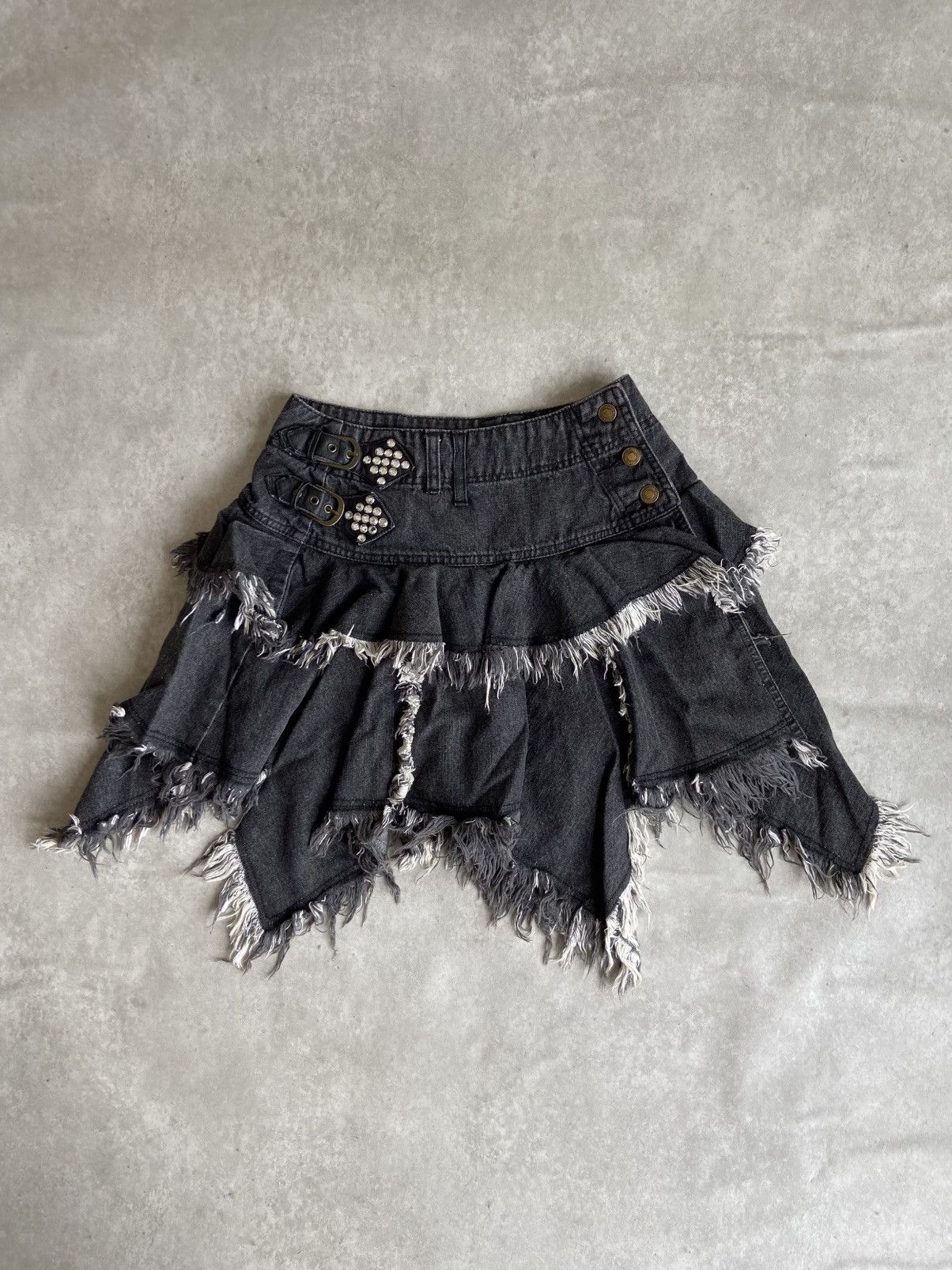 If Six Was Nine 🌹GIVE ME OFFER🌹Algonquins Punk Style Skirt Size 29" - 1 Thumbnail