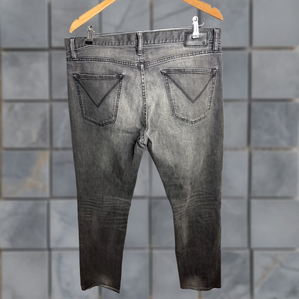 John Varvatos John Varvatos Jeans Mens 34 Slim Fit Black Gray Distressed Denim USA Designer Size US 34 / EU 50 - 1 Thumbnail
