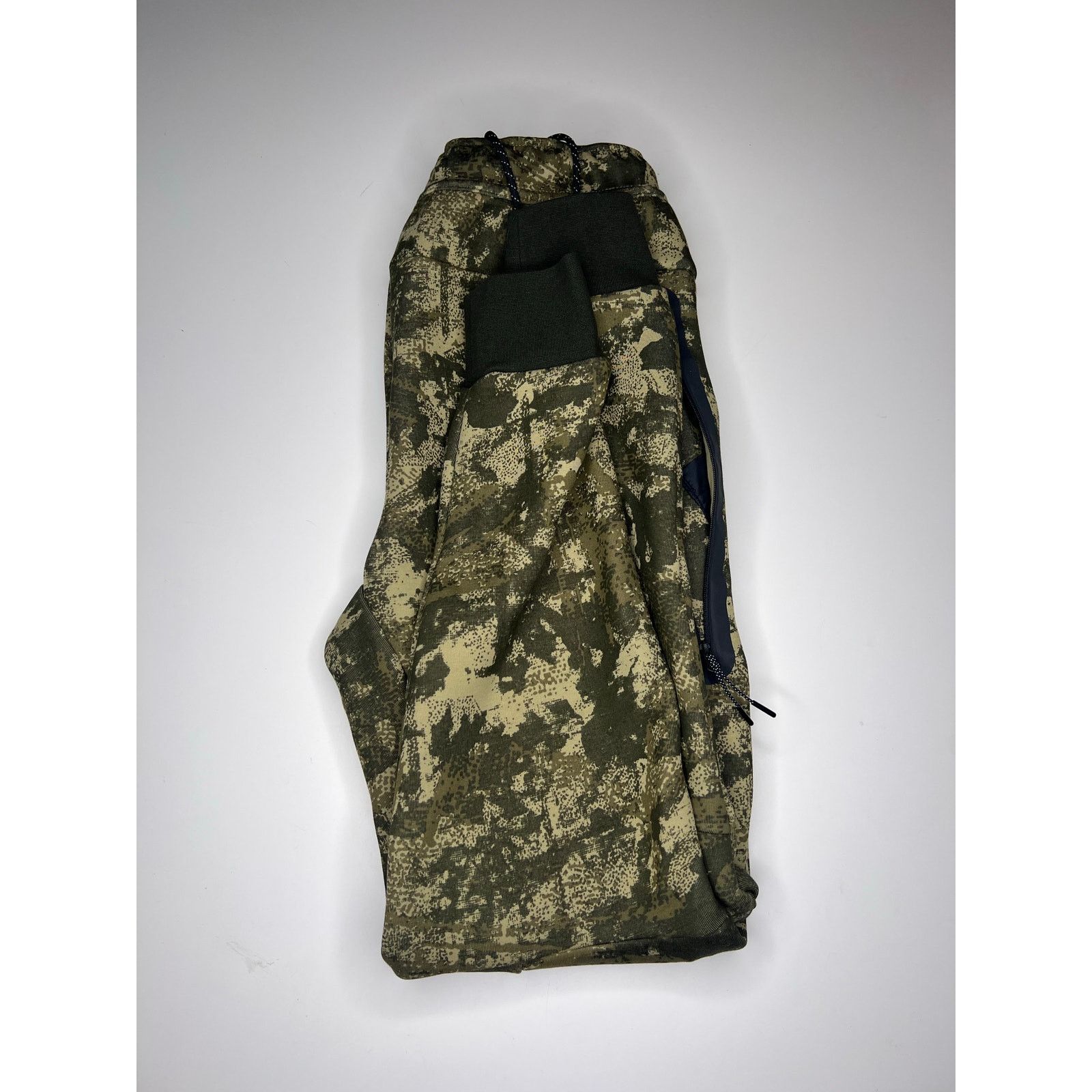 Nike Nike Sportswear Tech Fleece Jogger Sweatpants Camo Green Size US 30 / EU 46 - 4 Thumbnail