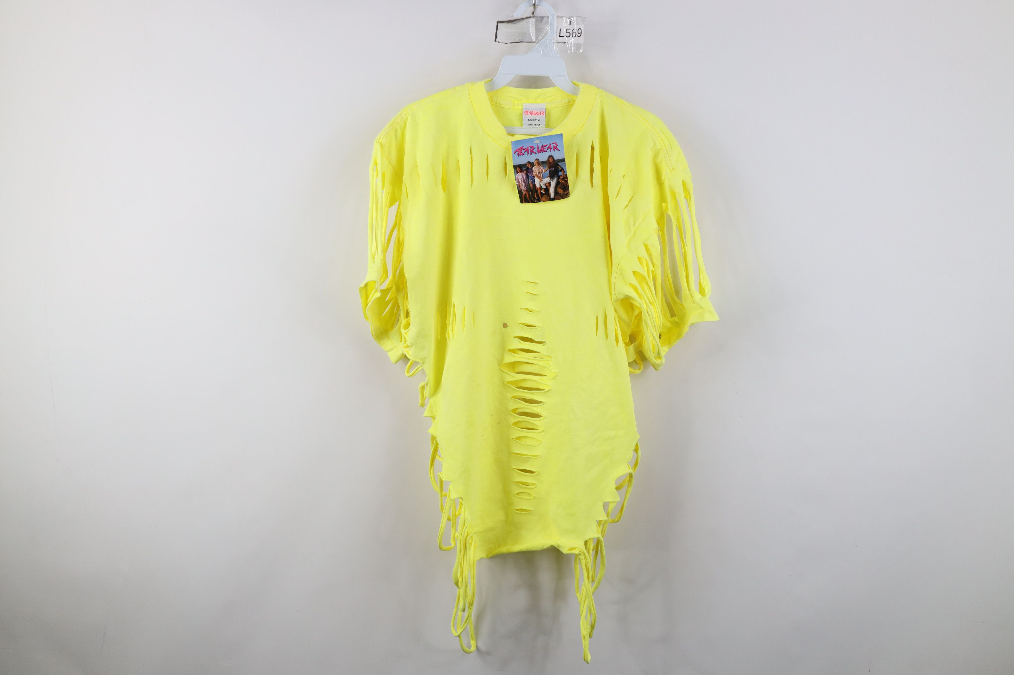 Vintage Deadstock Vintage 90s Streetwear Beach T-Shirt Yellow USA Size XL / US 12-14 / IT 48-50 - 1 Thumbnail