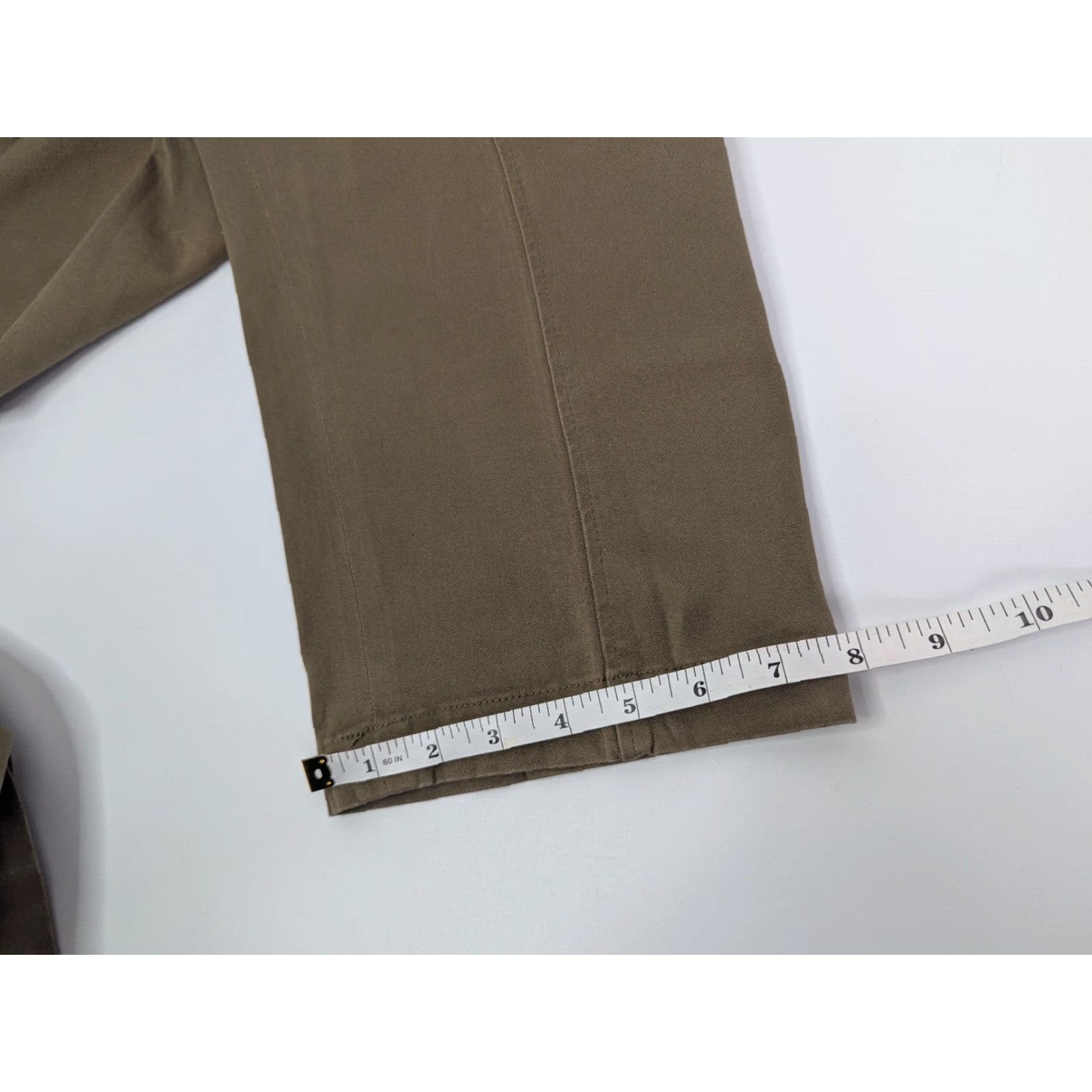 Talbots Talbots Womens Pants Olive Size 14 Capri Cargo Cotton Blend Signature Front Flat Front Button Zip Green 14 Womens Pants Capri Jeans Capris Capris? Size 36" / US 14 / IT 50 - 6 Thumbnail