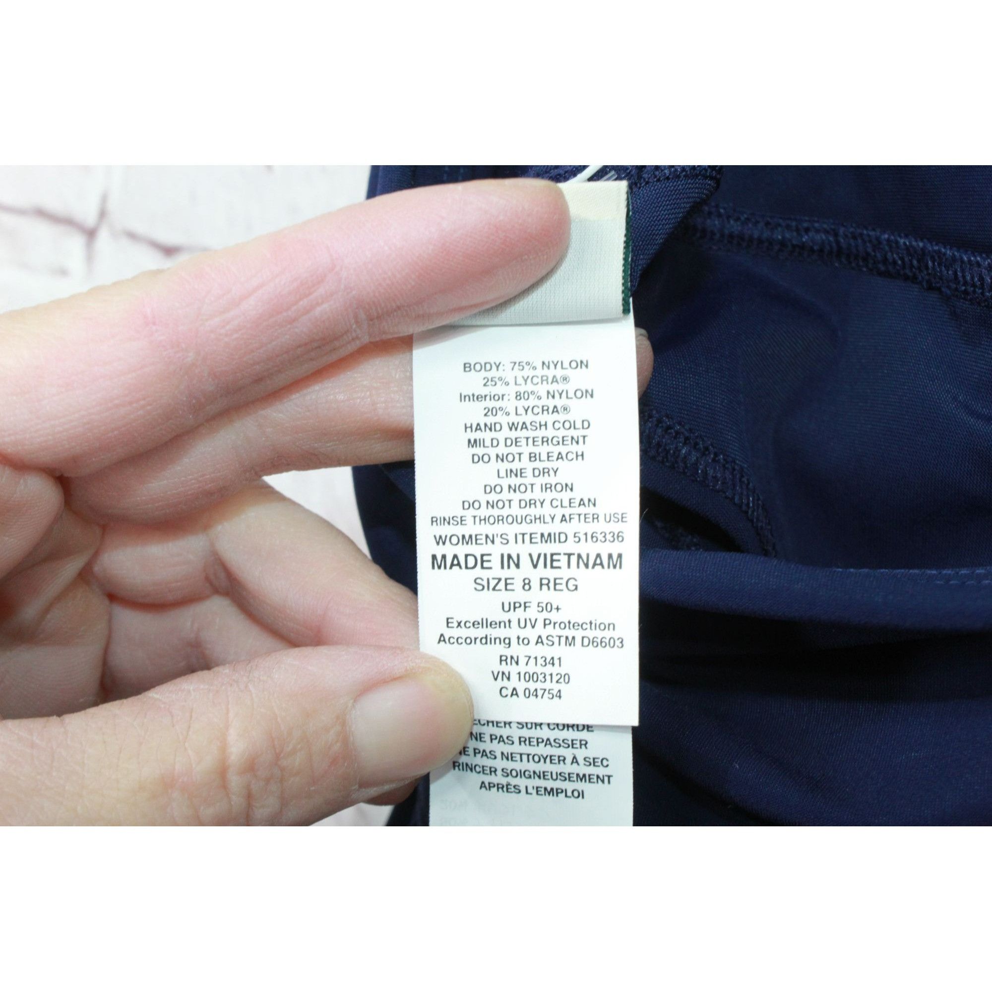 L.L. Bean LL Bean Women's Shaping Swimwear Swim Shorts Size 30" / US 8 / IT 44 - 8 Thumbnail