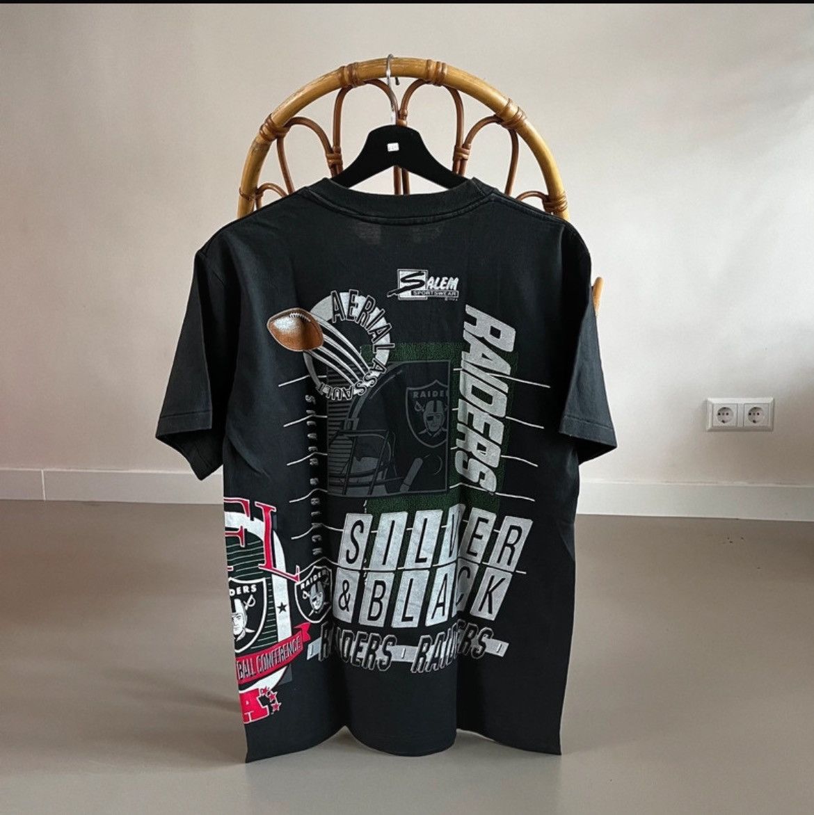 NFL × Salem Sportswear × Vintage Vintage Los Angeles Raiders NFL Salem Sportswear Tee Size US M / EU 48-50 / 2 - 4 Thumbnail