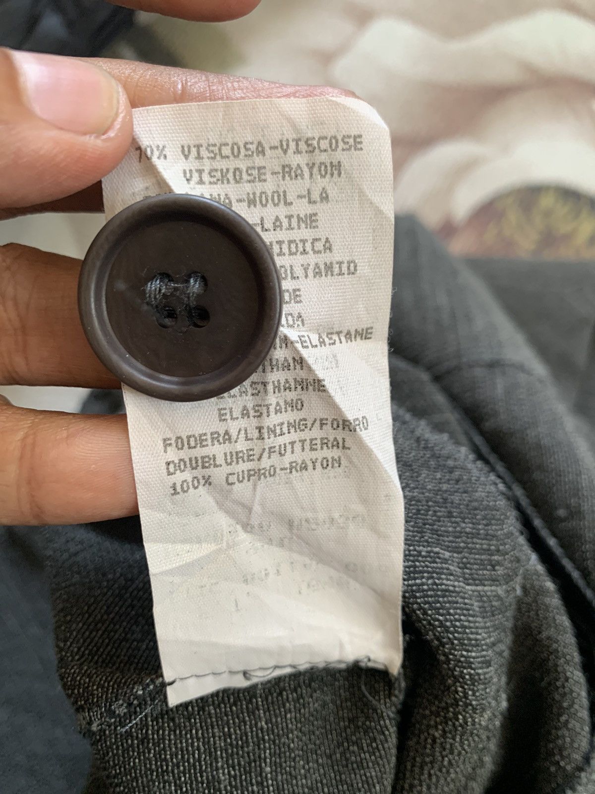 Emporio Armani Emporio Armani Buttons Vest Made in Italy Size XS / US 0-2 / IT 36-38 - 10 Thumbnail