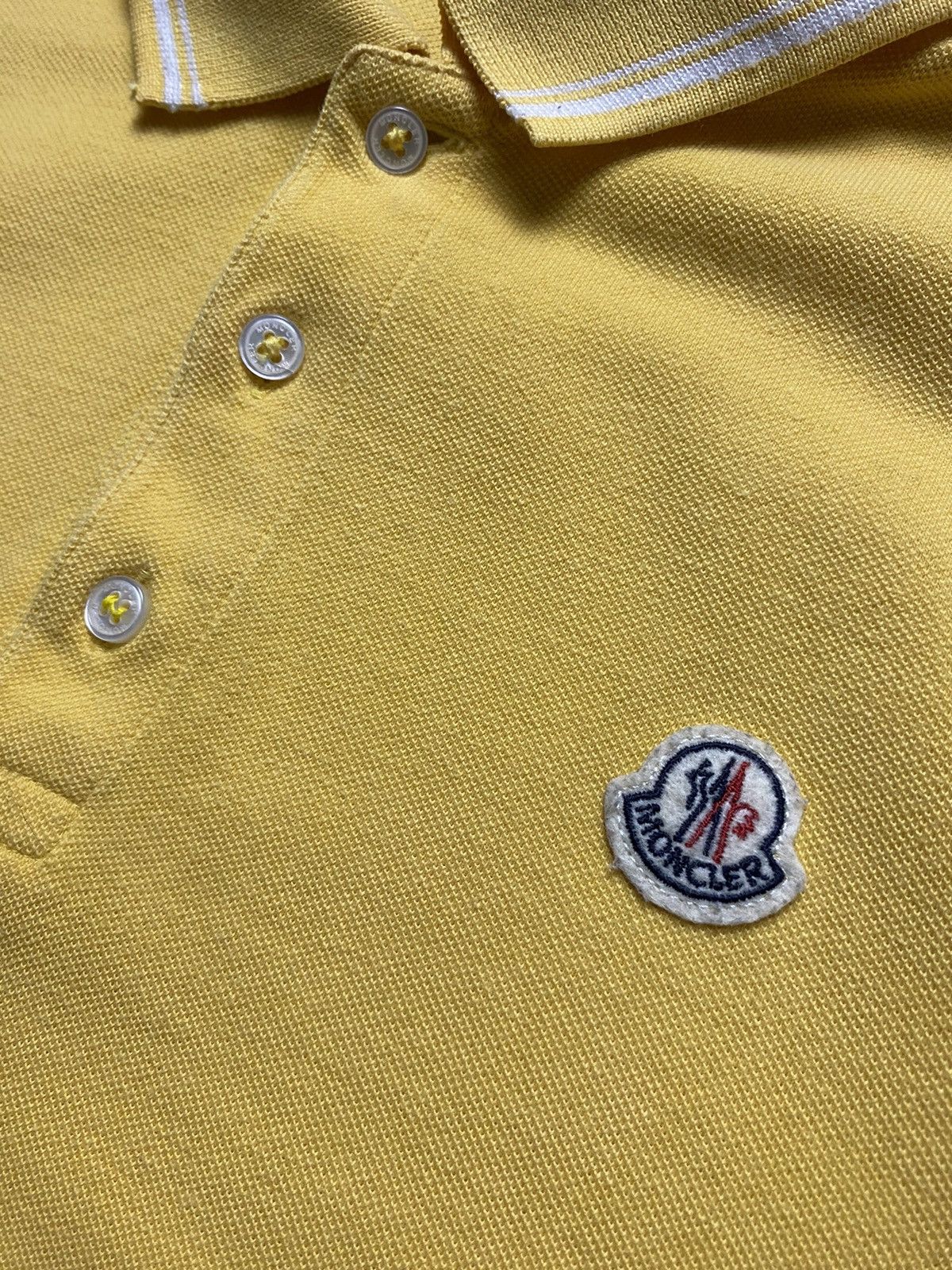 Moncler Moncler Yellow Polo Shirt 12/152 Size XS / US 0-2 / IT 36-38 - 6 Thumbnail