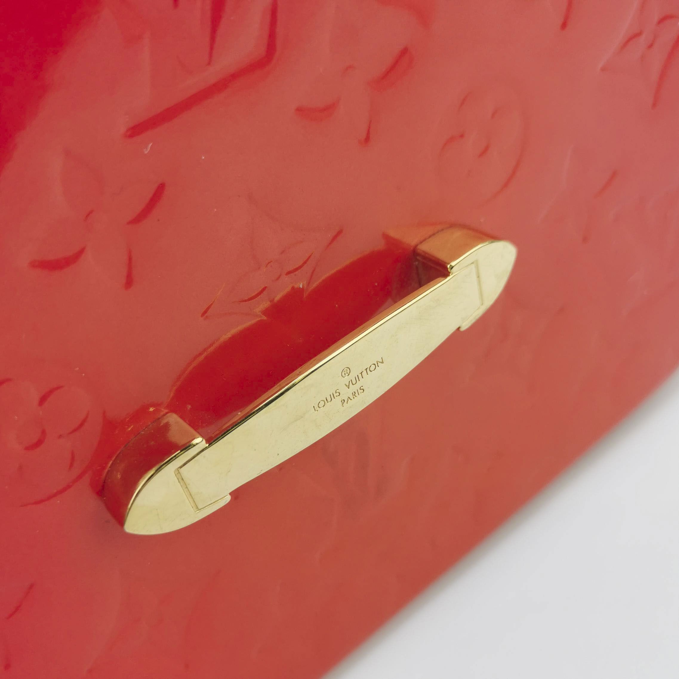Louis Vuitton Louis Vuitton (LV) Bellflower patent leather embossed monog Size ONE SIZE - 2 Thumbnail