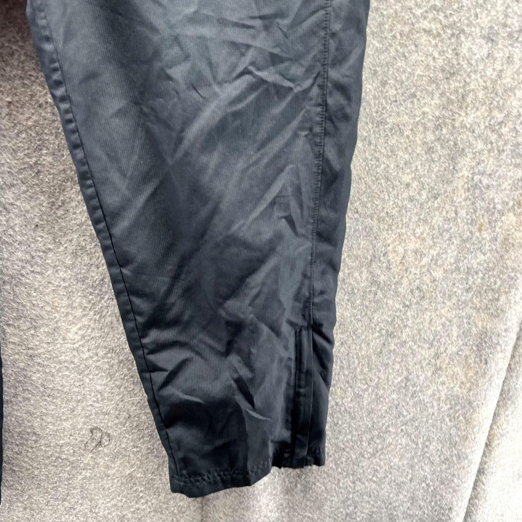Under Armour Under Armour Sweatpants Men XL Black Athletic Training Loose Tapered Adjustable Pockets Sweatpants Regular Fit Pants Size US 36 / EU 52 - 5 Thumbnail