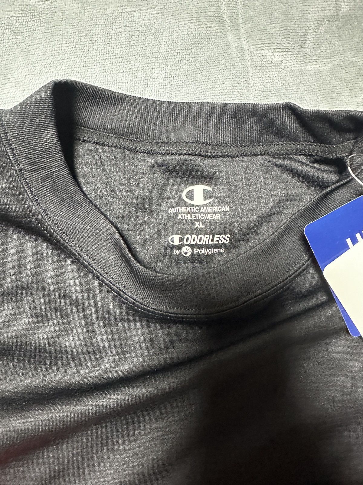 Champion New Champion Basketball Print Long Sleeve Dry Fit SZ L Men Size US L / EU 52-54 / 3 - 3 Thumbnail
