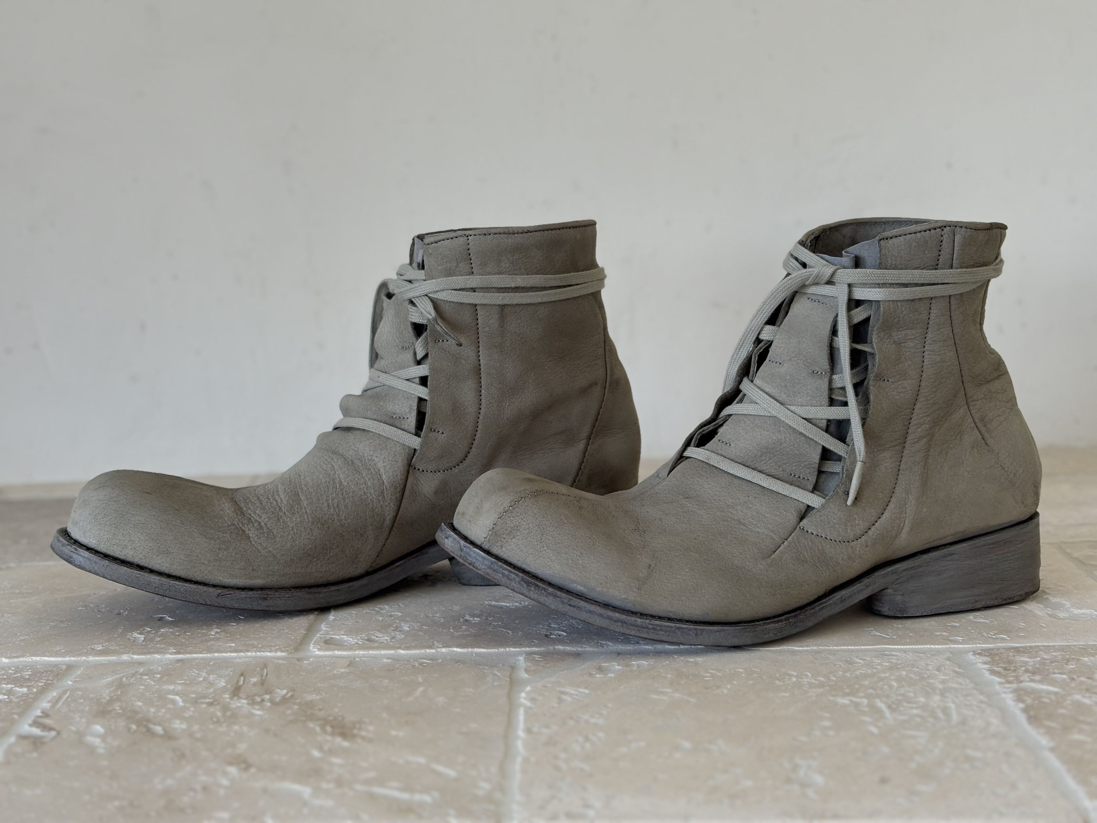 Distortion Short Work Boot light grey buffalo leather