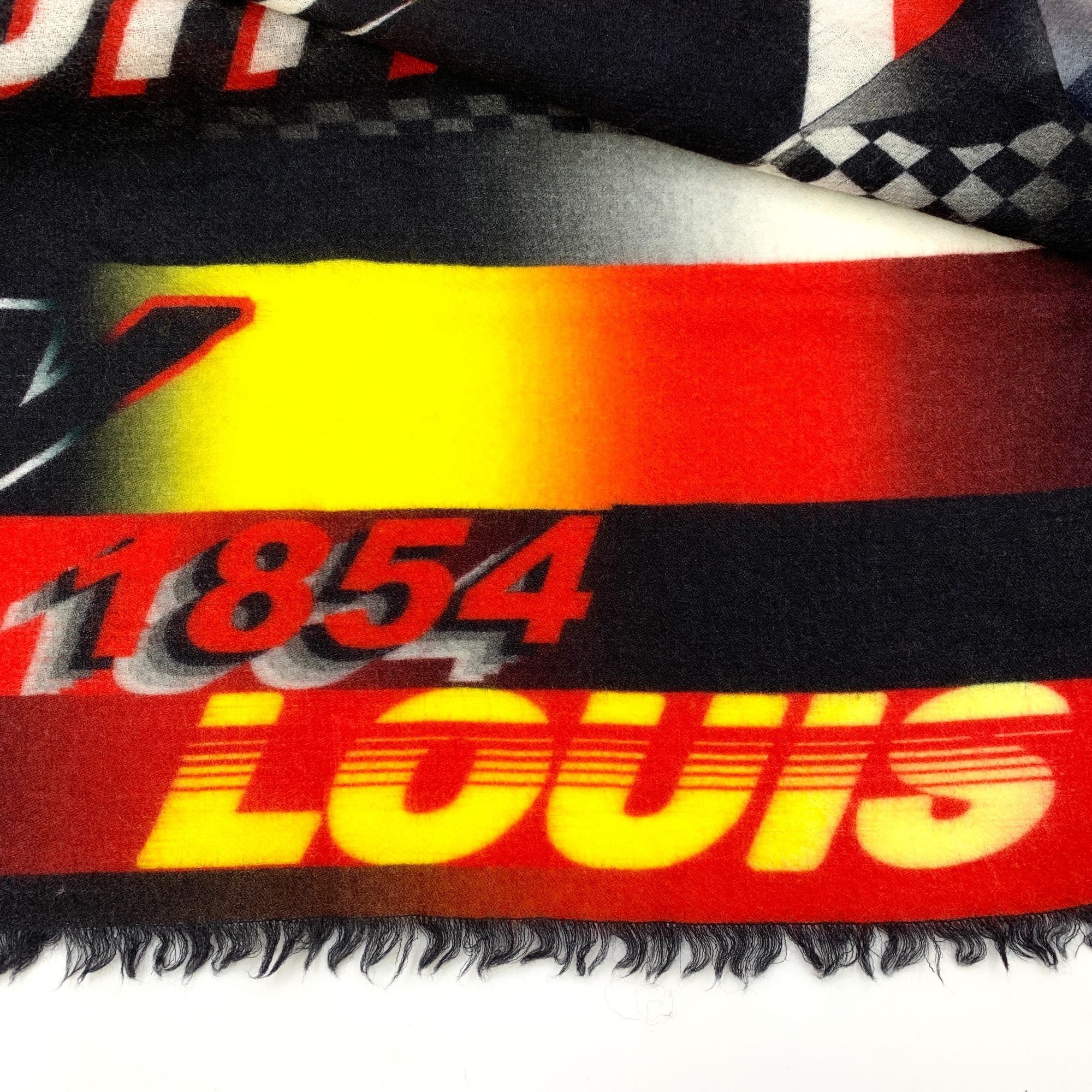 Louis Vuitton Louis Vuitton Striped Wool Fringe Scarf (193x137cm) Size ONE SIZE - 6 Thumbnail
