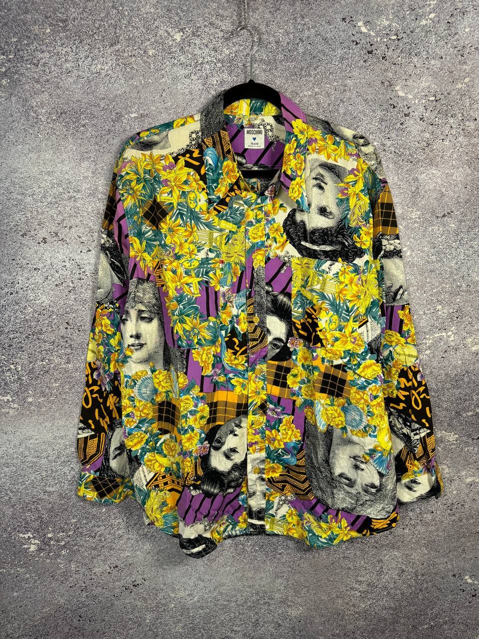 Designer × Moschino × Vintage Moschino Jeans Faces Shirt Men's Long Sleeve Shirt Vintage Size US L / EU 52-54 / 3 - 1 Thumbnail