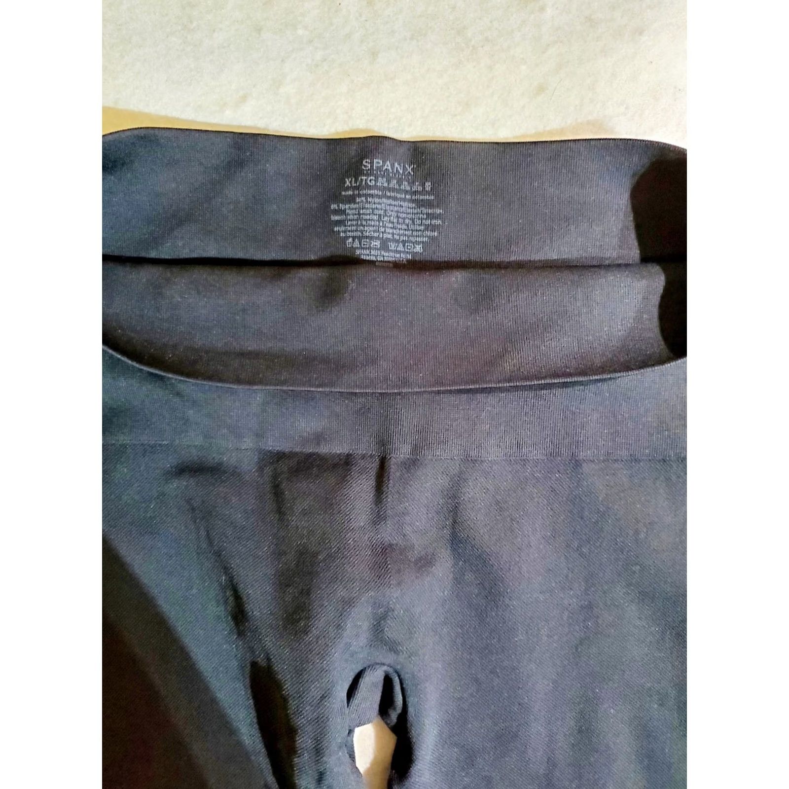 Spanx SPANX Women's Black Nylon Blend Leggings Size XLarge Size 40" / US 18 - 3 Thumbnail