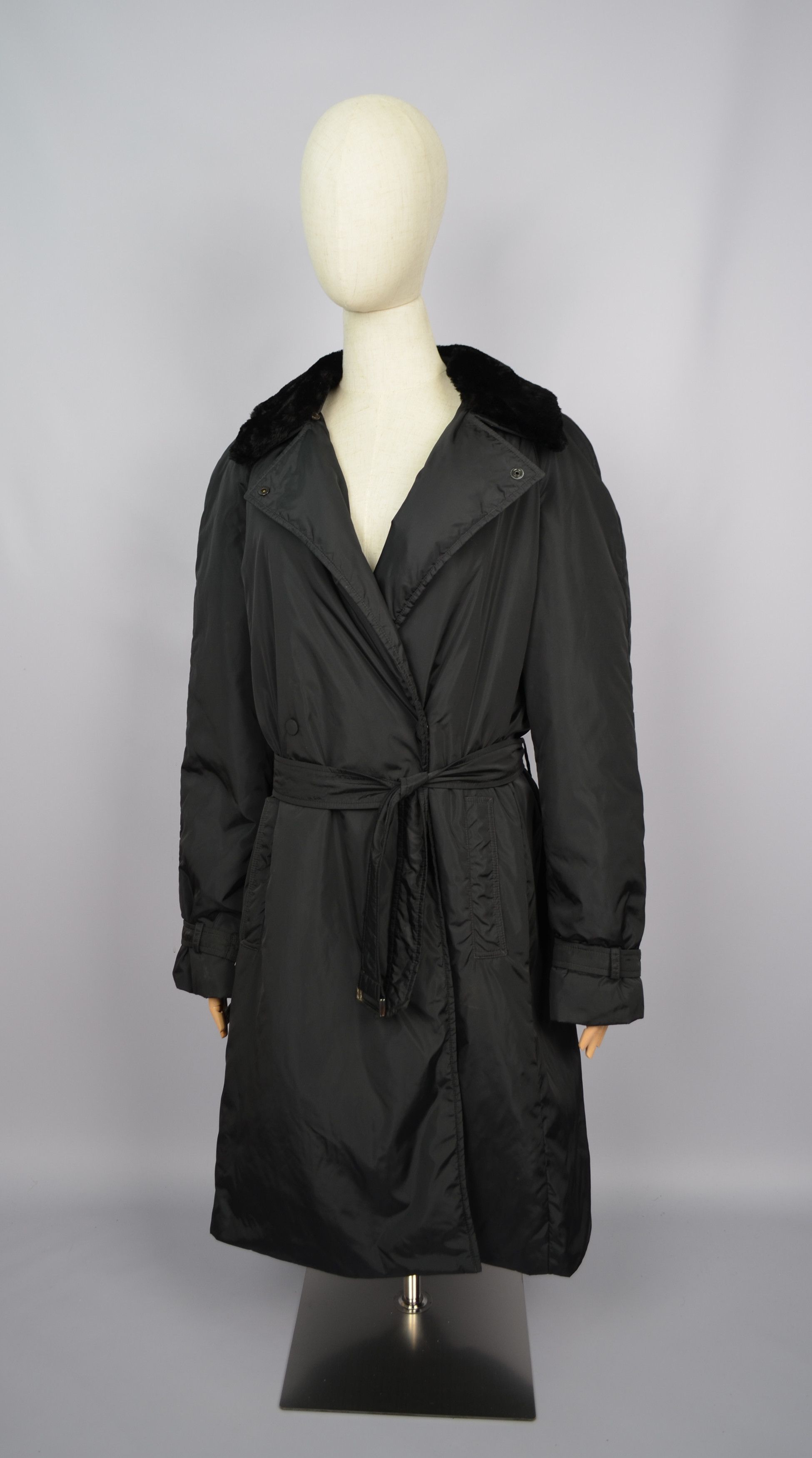 Designer × Max Mara Max Mara 'S Belted Teflon Jacket Coat Long Nutria Fur Size L Size L / US 10 / IT 46 - 1 Thumbnail