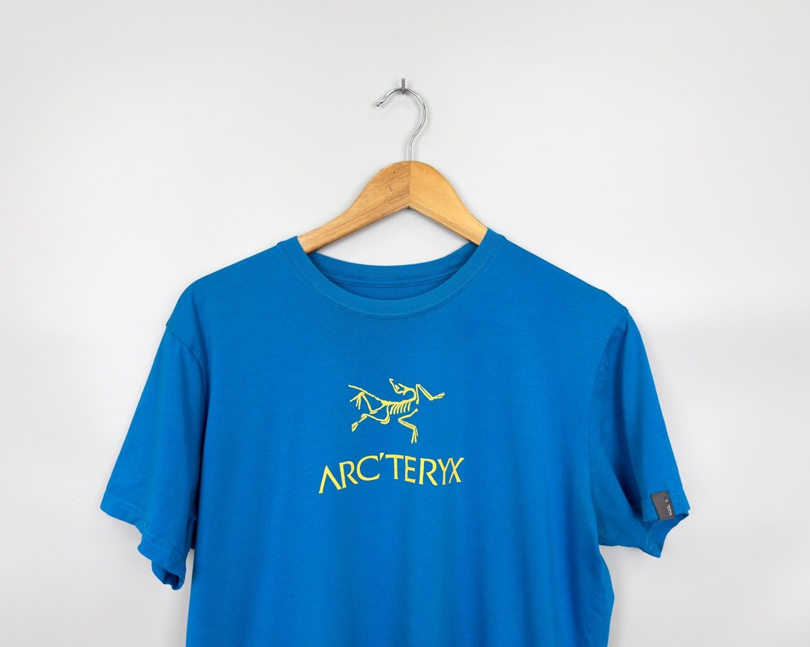 Arc'teryx ARCTERYX Bird Big Logo Blue T-Shirt Size US L / EU 52-54 / 3 - 2 Thumbnail