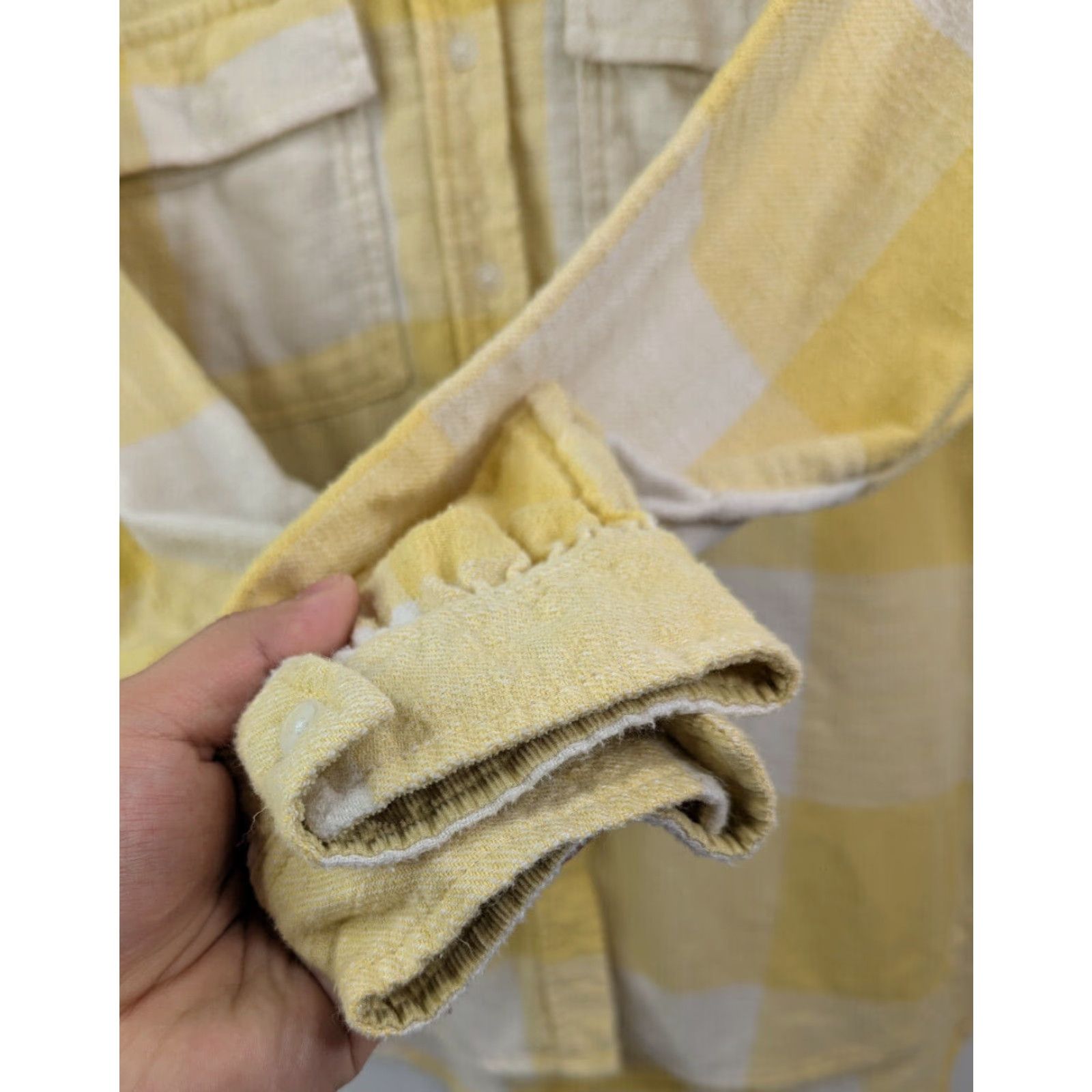 Vintage VINTAGE American Eagle Oversized Flannel Medium Yellow Buffalo Plaid AHH-Mazingly Soft Size US M / EU 48-50 / 2 - 3 Thumbnail