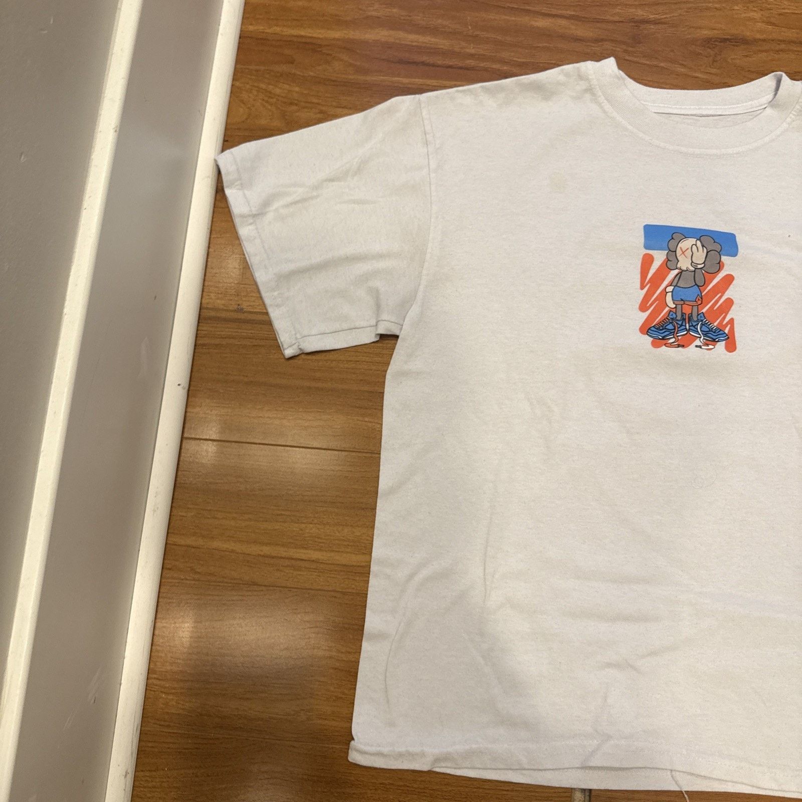 Kaws ￼kaws Mens Graphic T-Shirt, Size Large ￼ Size US L / EU 52-54 / 3 - 4 Thumbnail