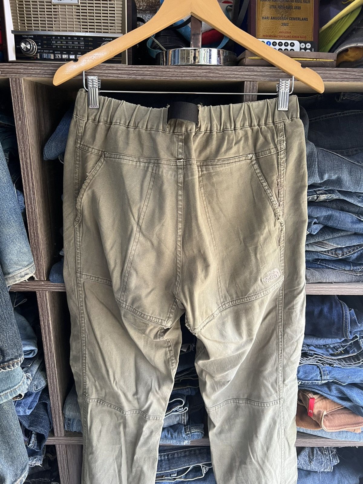 The North Face 🔥Vintage Distressed The North Face Outdoor Pant Size US 32 / EU 48 - 15 Thumbnail