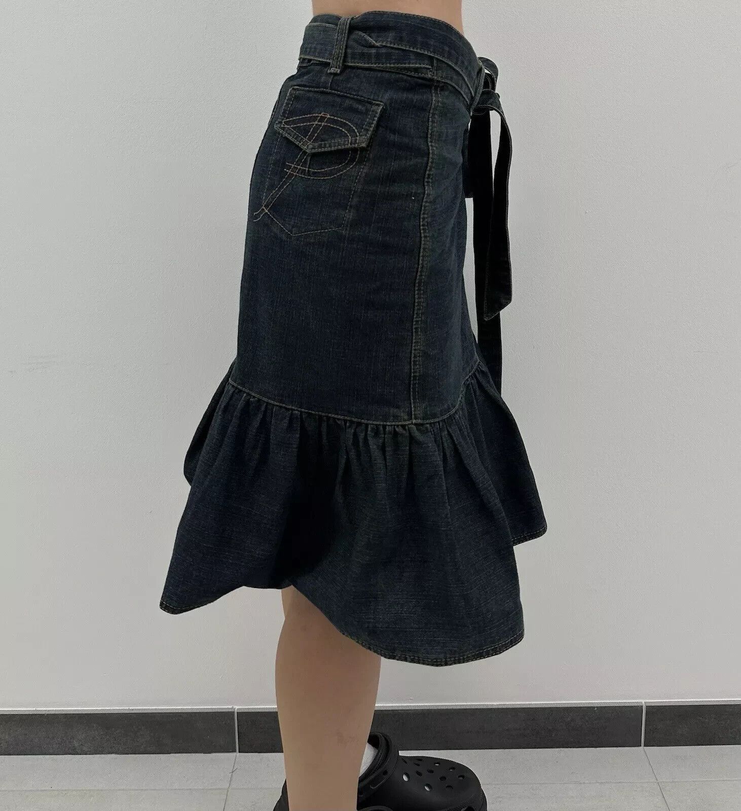 Baum und Pferdgarten Baum Und Pferdgarten Skirt Women Y2K Wrap Denim Ruffle Knee Size 26" / US 2 / IT 38 - 12 Thumbnail