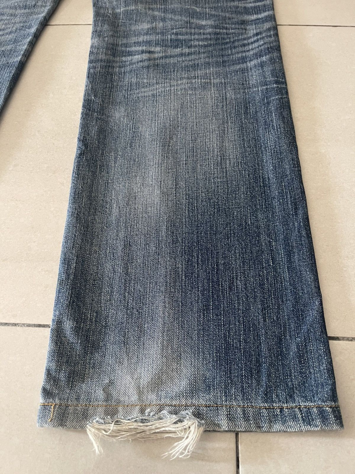 Uniqlo Uniqlo UJ S002 Regular Fit Straight Leg Jeans - Size 34 Size US 34 / EU 50 - 14 Thumbnail
