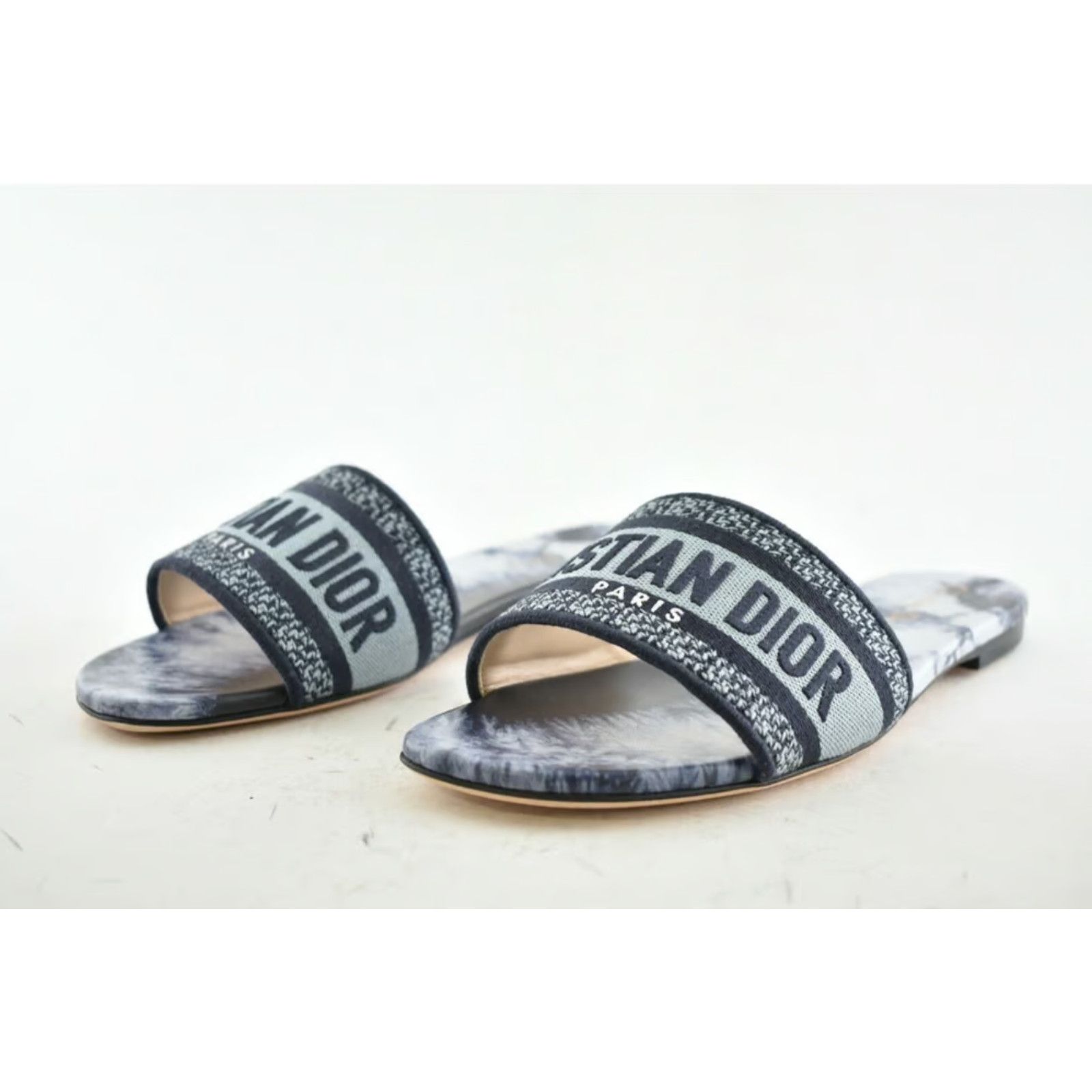 Dior Dway Tie Dye Embroidered Logo Slide Mule Flat Sandal 40.5 Size US 10.5 / IT 40.5 - 11 Thumbnail