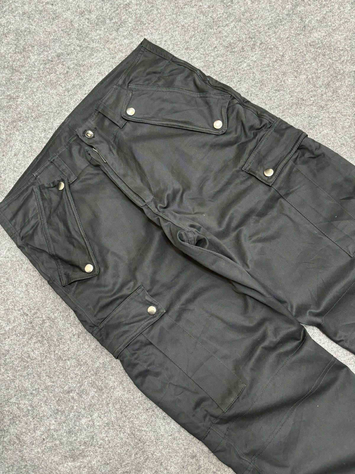 Japanese Brand 💥Punk Style💥Semantic Design Multipockets Zipper Pant F488 Size US 33 - 13 Thumbnail