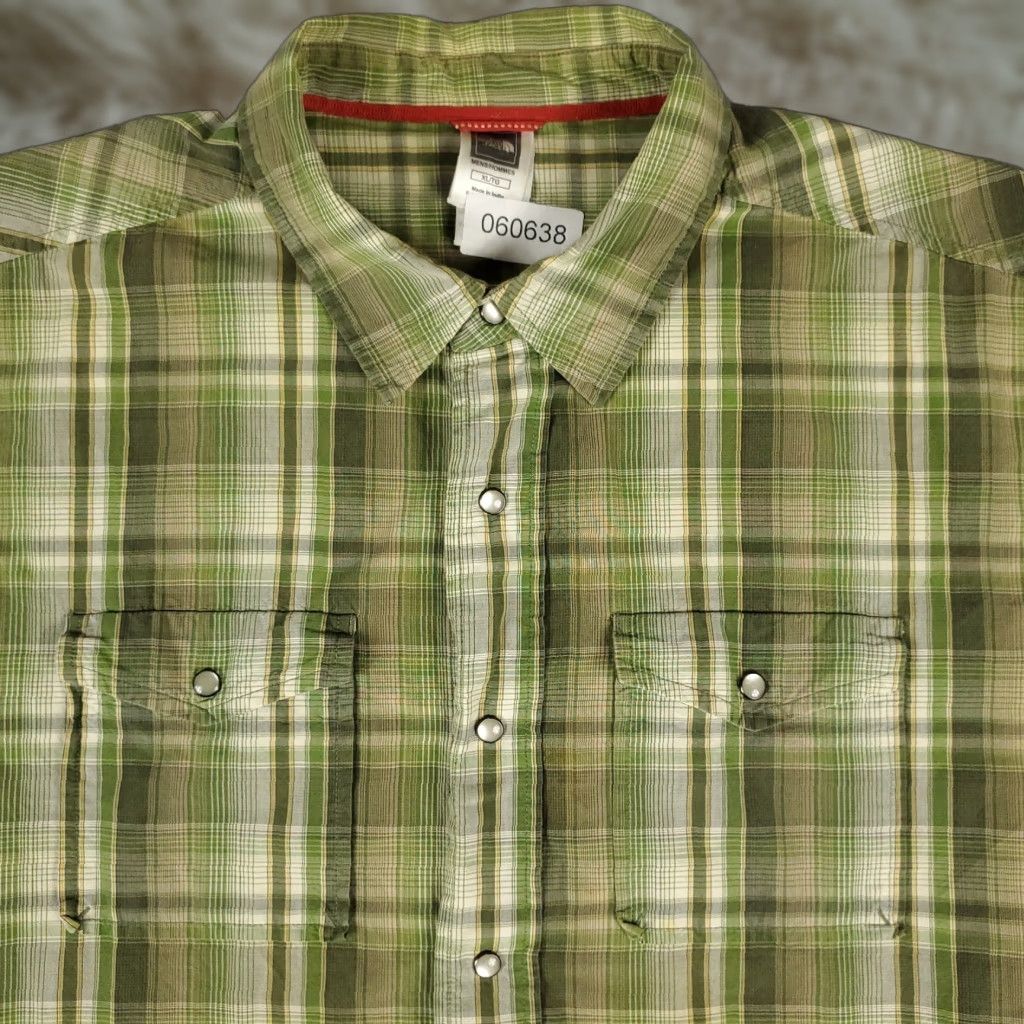 The North Face The North Face Shirt Mens XL Blue Plaid Button-Up Short Sleeve Casual, Button, Collared, Cotton Blend, Regular, Men, The North Face Size US XL / EU 56 / 4 - 1 Thumbnail