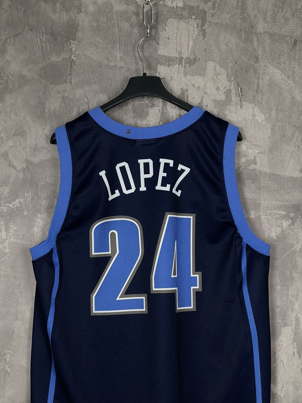 Adidas × Vintage NBA Jersey Utah Y2K Basketball Lopez Tank Top Jersey Size US L / EU 52-54 / 3 - 9 Thumbnail