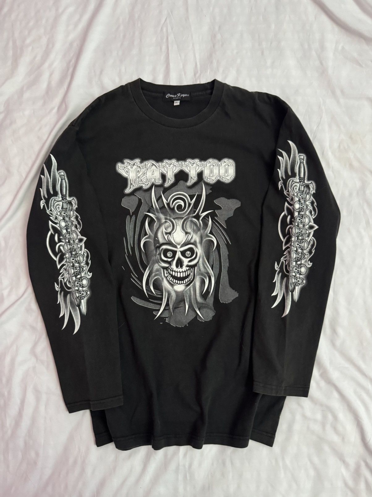 Vintage 2000s Skull Tattoos Long Sleeve Tees Size US L / EU 52-54 / 3 - 2 Thumbnail