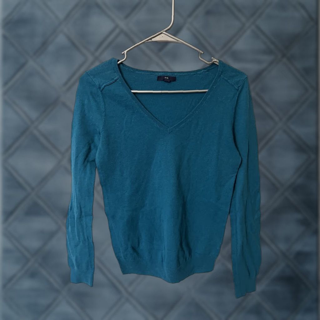 Gap Gap Women Solid V-Neck Long Sleeve Blue Size S T-Shirt Size S / US 4 / IT 40 - 1 Thumbnail