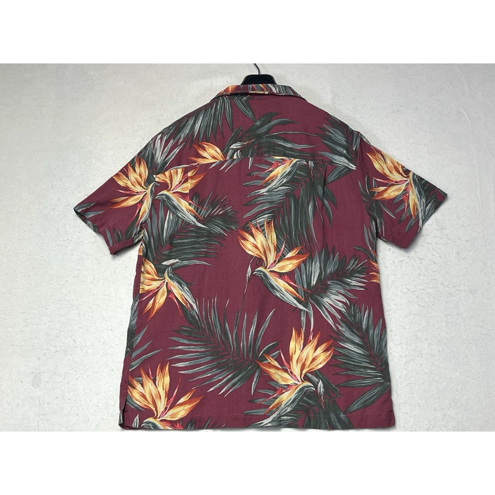 Vintage Island Shores Silk Button-Up Hawaiian Shirt Red Palm Trees Men's Large Beach Tropical Aloha Short Sleeve Front Pocket Button-Up Size US L / EU 52-54 / 3 - 2 Thumbnail
