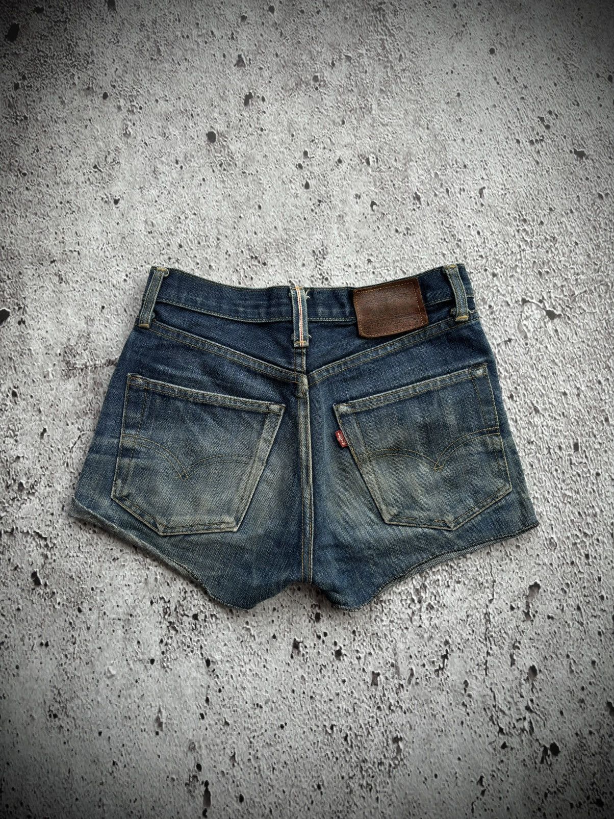 Levi's Vintage Clothing Vintage Levis Jeans Short Size 27" / US 4 / IT 40 - 1 Thumbnail