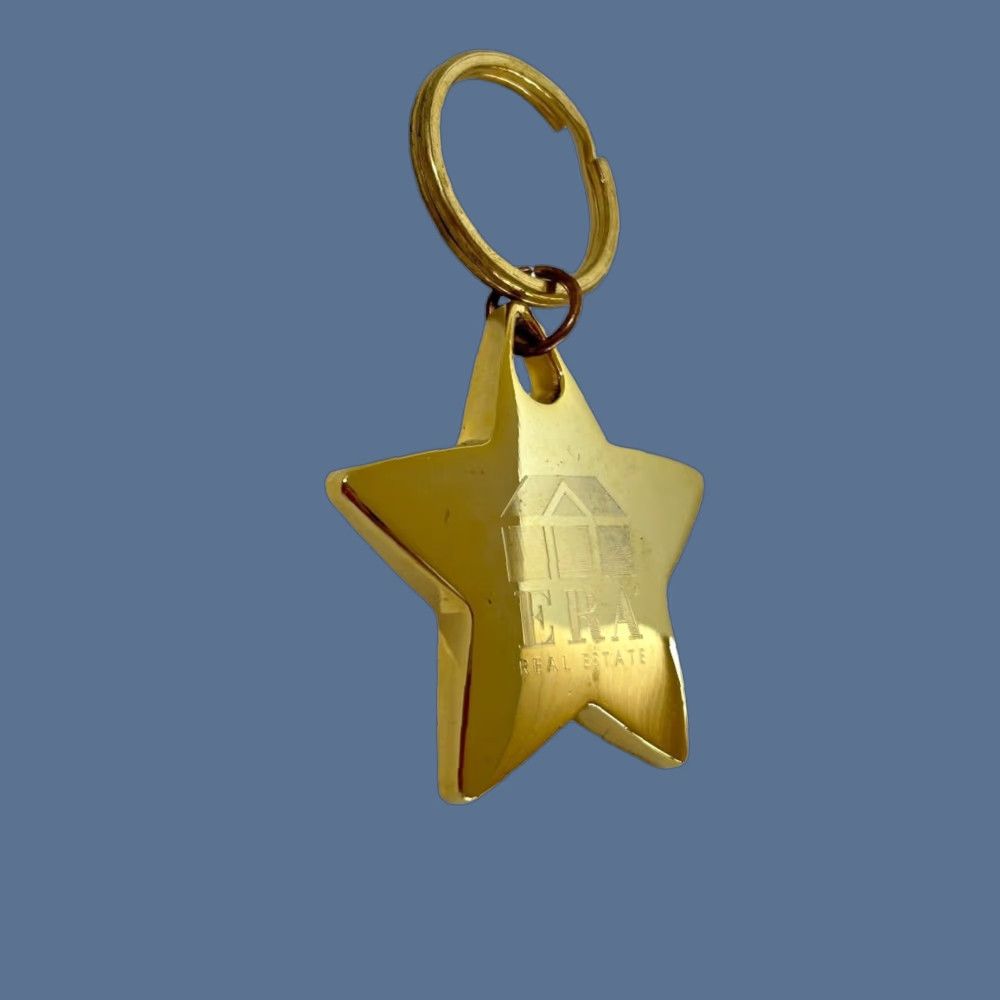 Vintage Goldtone Star Metal Keychain Keyring ERA Real Estate 3" Unbranded Unisex Key Chain Gold Star Real Estate 3" Size ONE SIZE - 1 Thumbnail