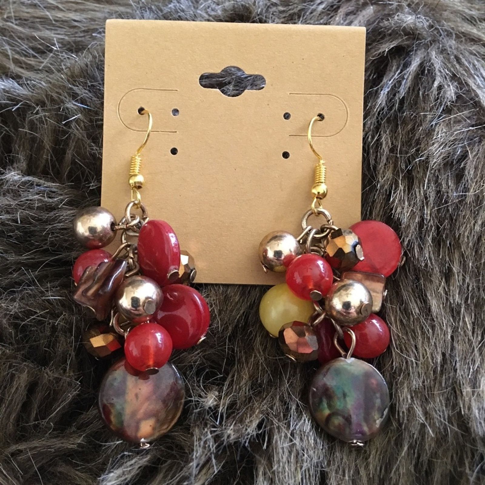Vintage Vintage repurpose bead mix cluster earrings Size ONE SIZE - 2 Thumbnail