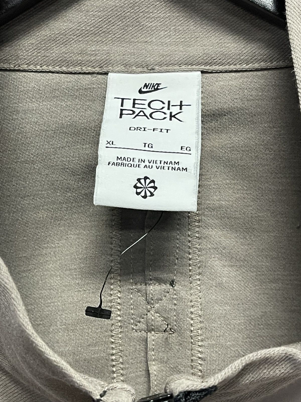 Nike Size XL - Nike Sportswear Tech Pack Dri-Fit Track Jacket Size US XL / EU 56 / 4 - 9 Thumbnail