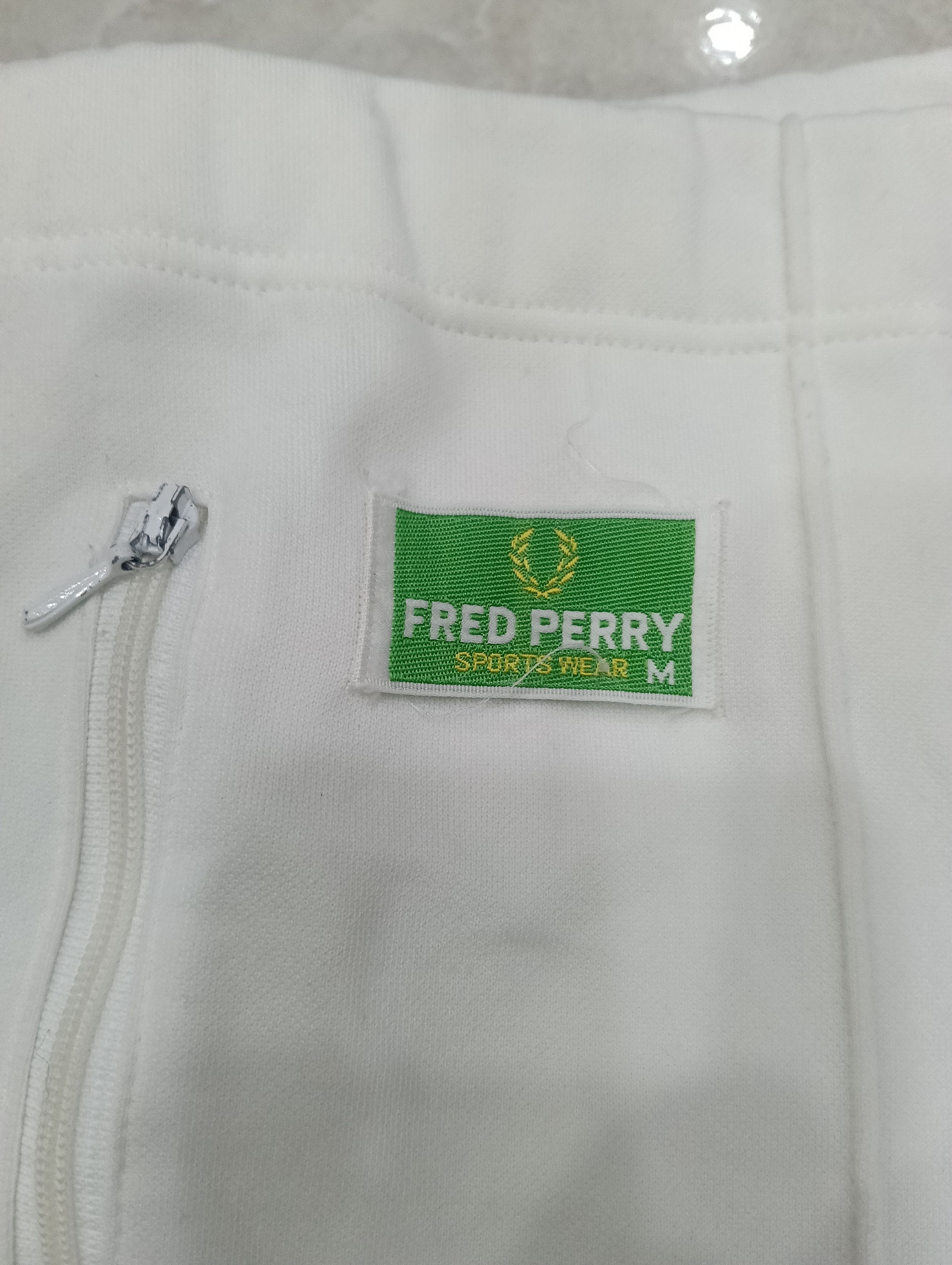 Fred Perry Vintage Fred Perry Trackpants Size US 32 / EU 48 - 4 Thumbnail
