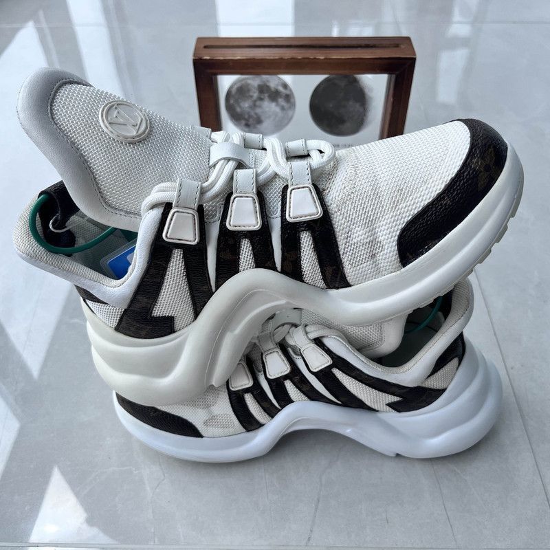 Louis Vuitton Louis Vuitton Chunky High-Top Sneakers - Size US 5.5 / EU 38 - 8 Thumbnail