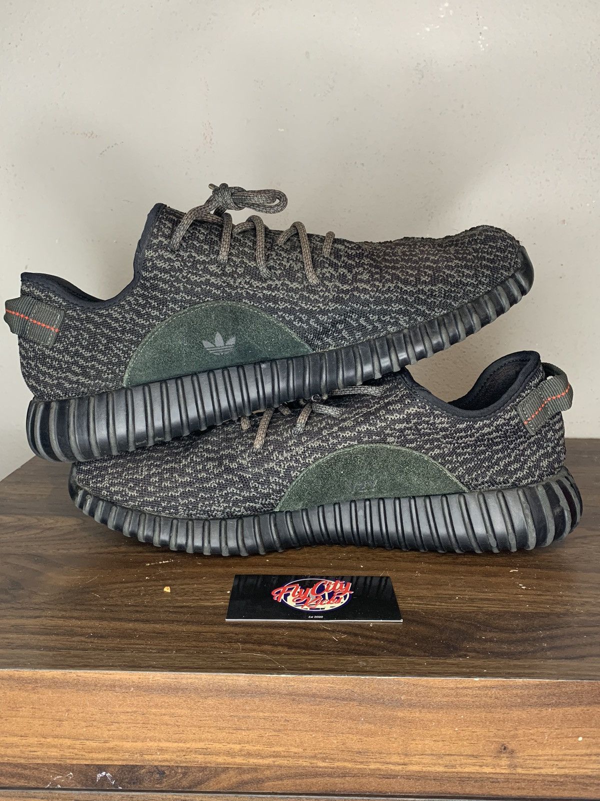 Adidas × Yeezy Adidas Yeezy 350 Pirate Black 2015 Size US 13 / EU 46 - 7 Thumbnail
