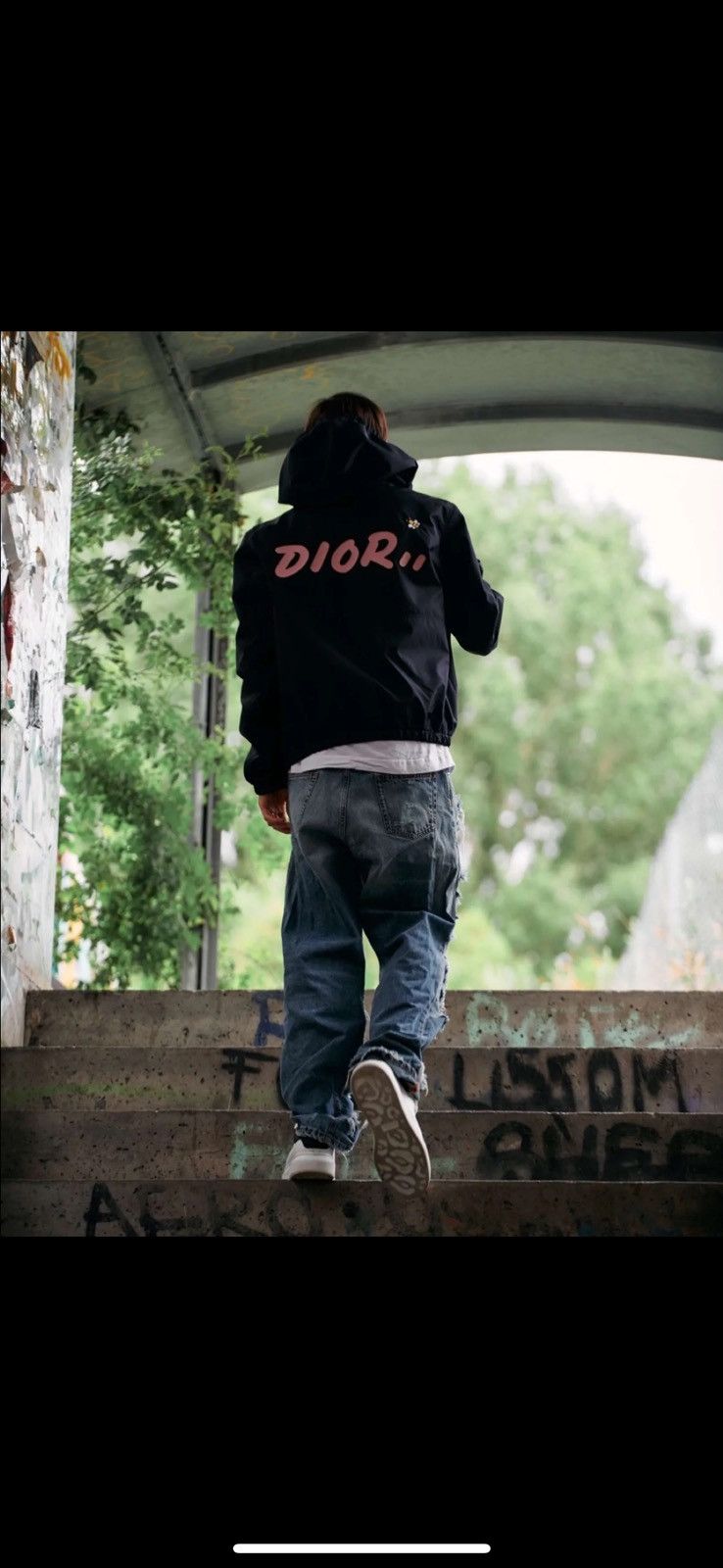 Dior × Kaws Dior x kaws Size US L / EU 52-54 / 3 - 3 Thumbnail