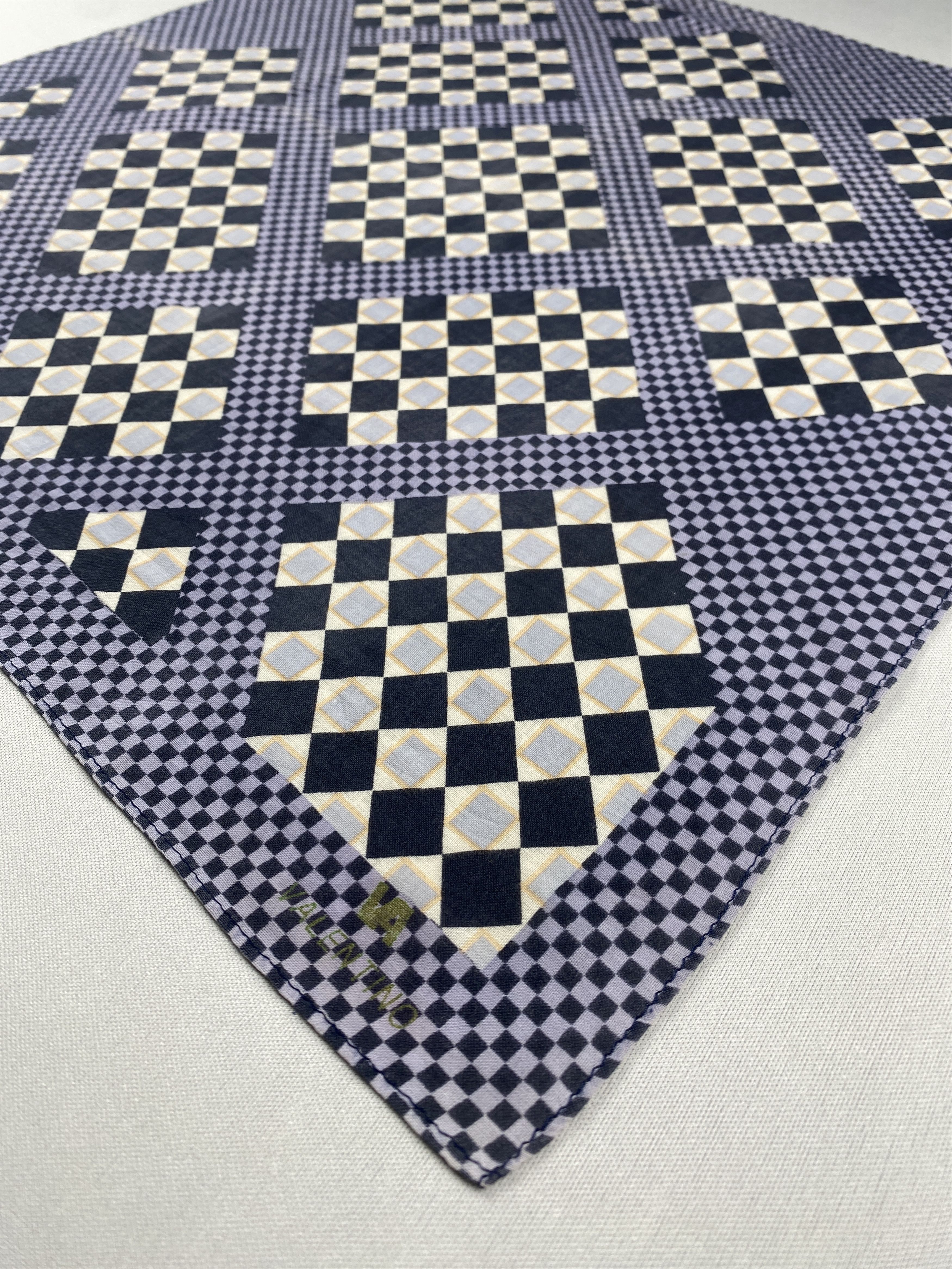 Valentino Vintage Valentino Handkerchief Pocket Square Bandana HM0033 Size ONE SIZE - 4 Thumbnail