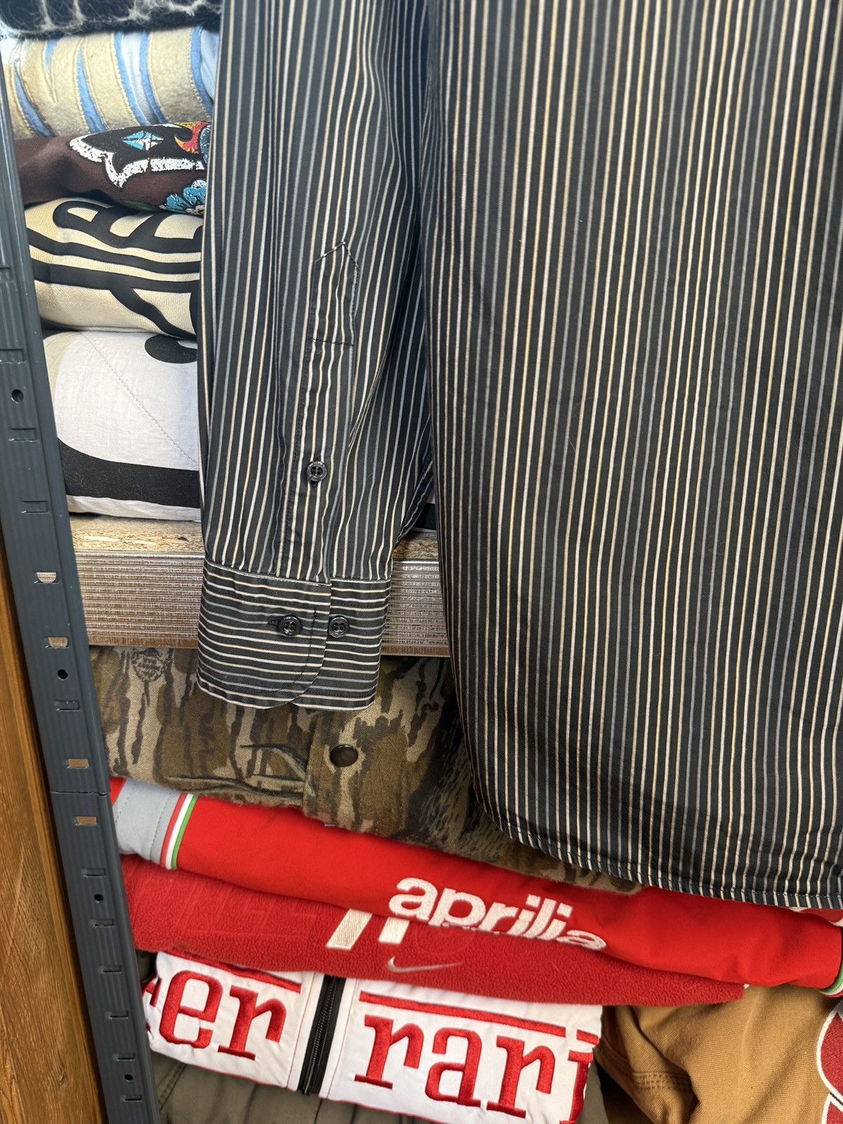 Burberry Vintage Burberry Striped Shirt Size US L / EU 52-54 / 3 - 8 Thumbnail