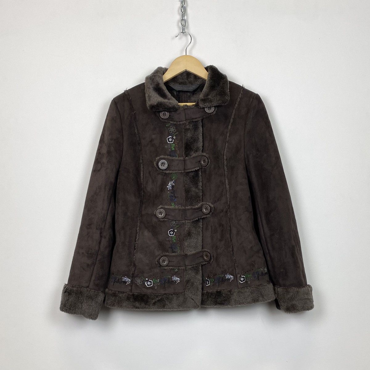 Desigual Vintage Y2K Desigual Faux Fur Brown Short Coat Jacket Floral Size M / US 6-8 / IT 42-44 - 1 Thumbnail