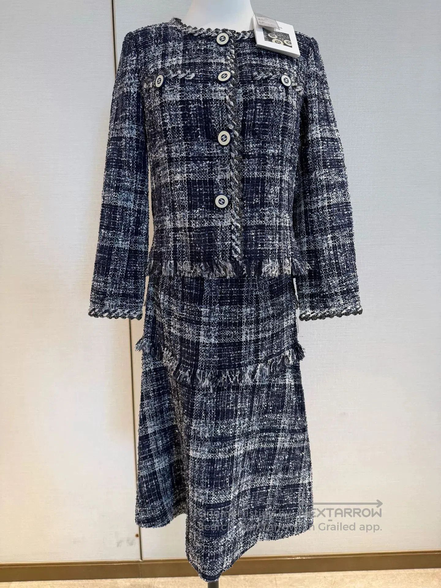 Chanel Chanel Tweed Knit Skirt Size 36. Size US 36 / EU 52 - 1 Thumbnail