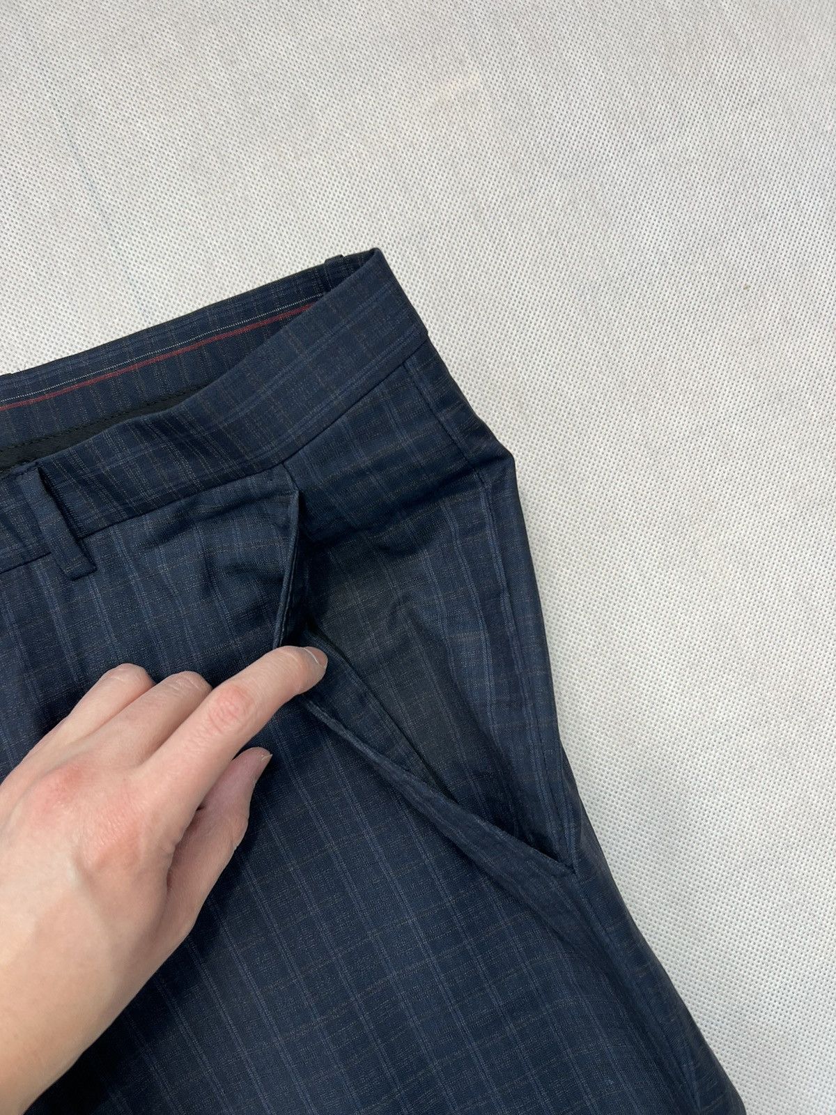 Gucci Checkered Trousers Gucci 100% Wool Size US 34 / EU 50 - 6 Thumbnail
