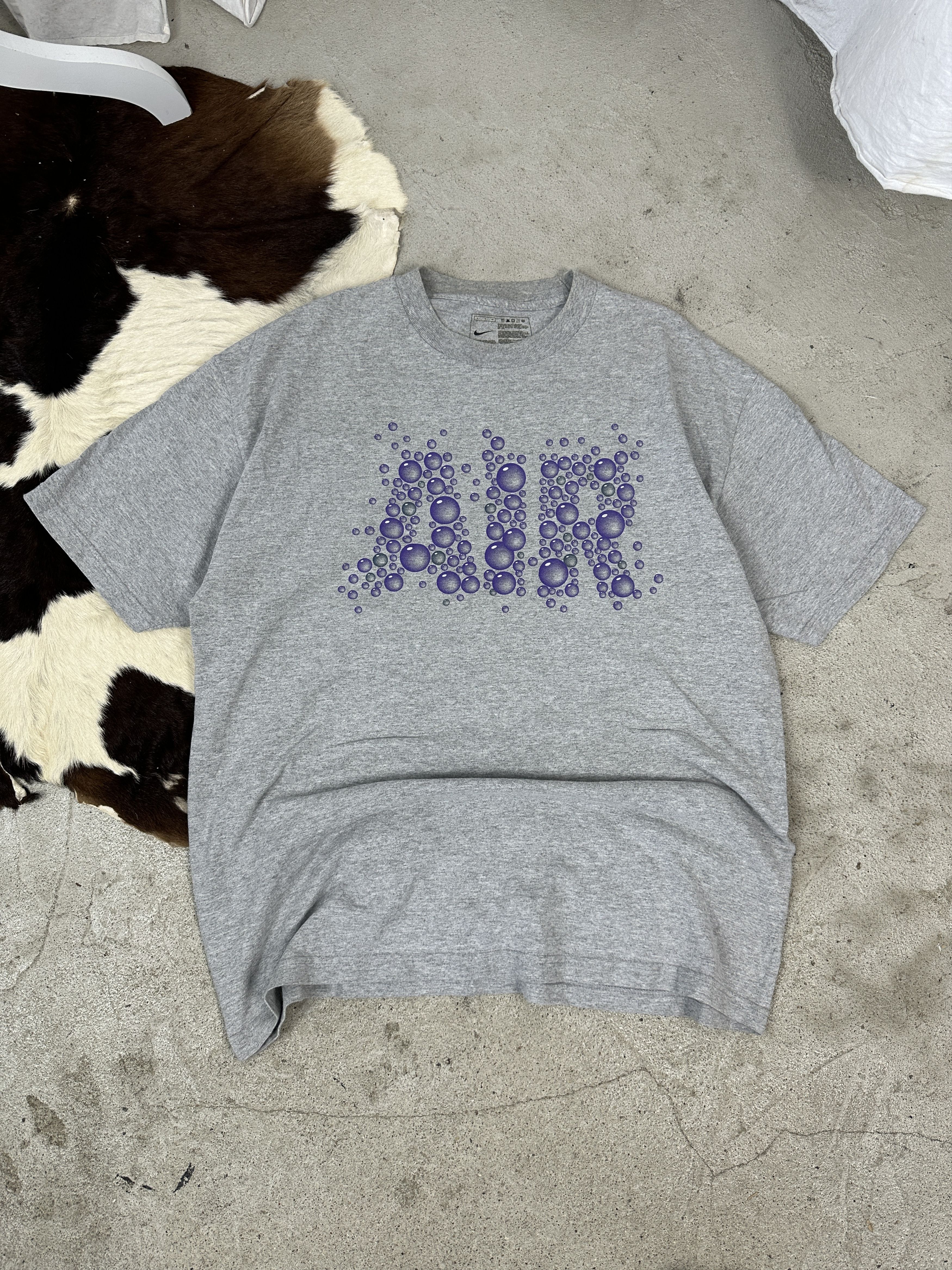 Nike × Vintage Vintage Y2K Oversize Printed Nike Air Bubbles T-shirt Size US XL / EU 56 / 4 - 1 Thumbnail