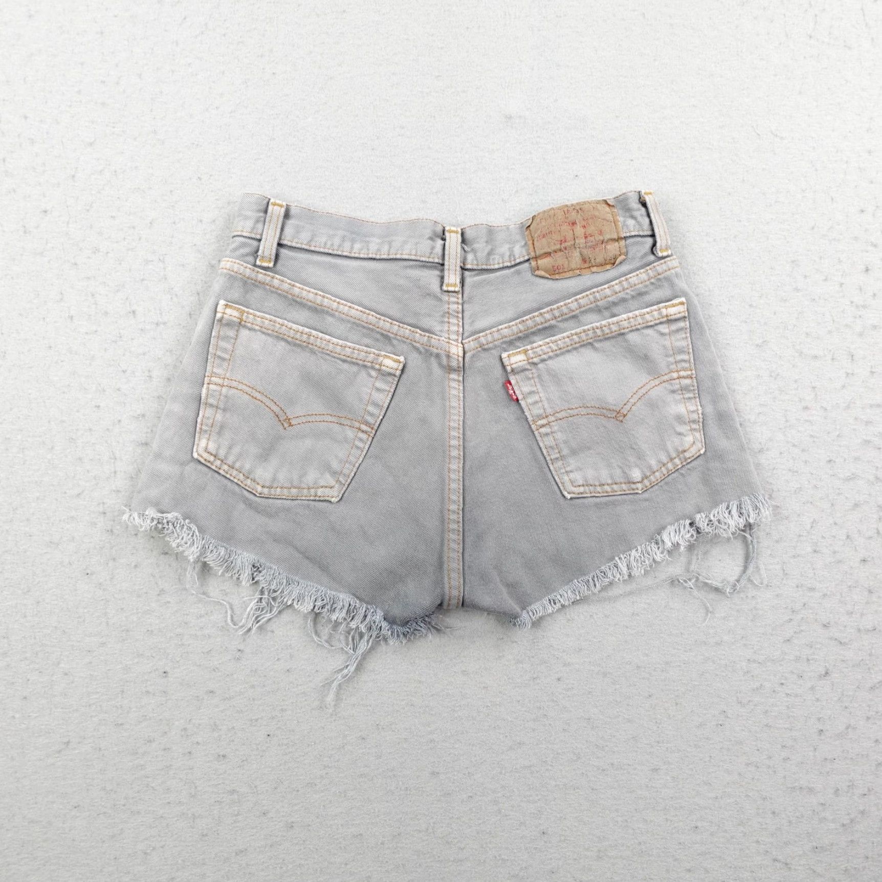 Levi's VINTAGE Levi's Shorts Womens 29 Gray Denim 501 Cutoff Button Fly Distressed 80s Size 29" - 7 Thumbnail