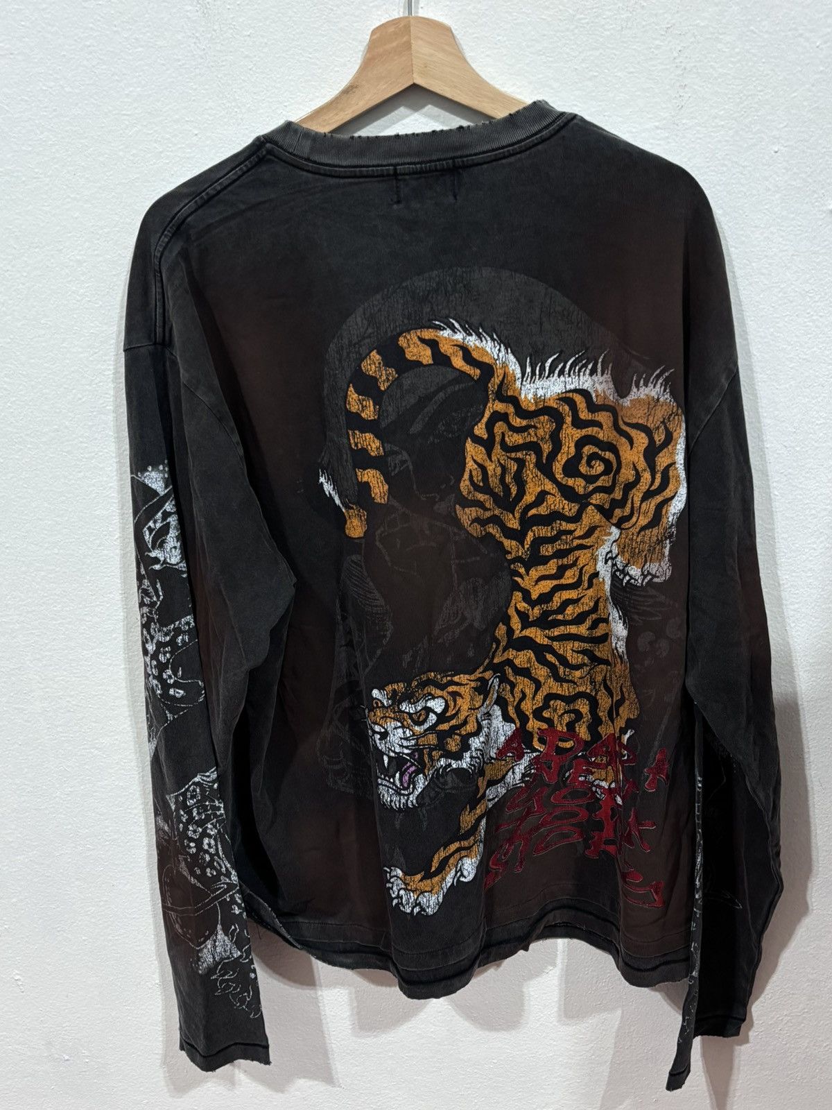 LOST INTRICACY Lost Intricacy Twin Tiger Longsleeve Tee Size US XXL / EU 58 / 5 - 7 Thumbnail