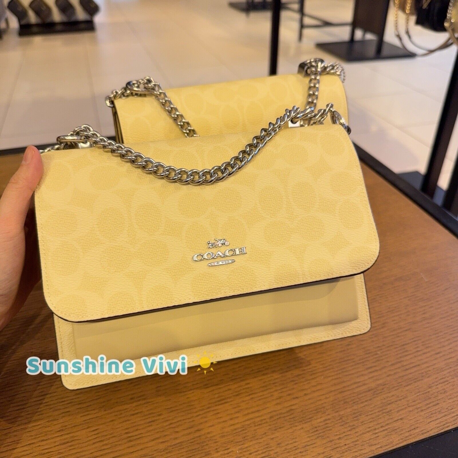 Coach Coach Klare Crossbody Bag Signature CAL29 Canvas SV/Hay Size ONE SIZE - 1 Thumbnail
