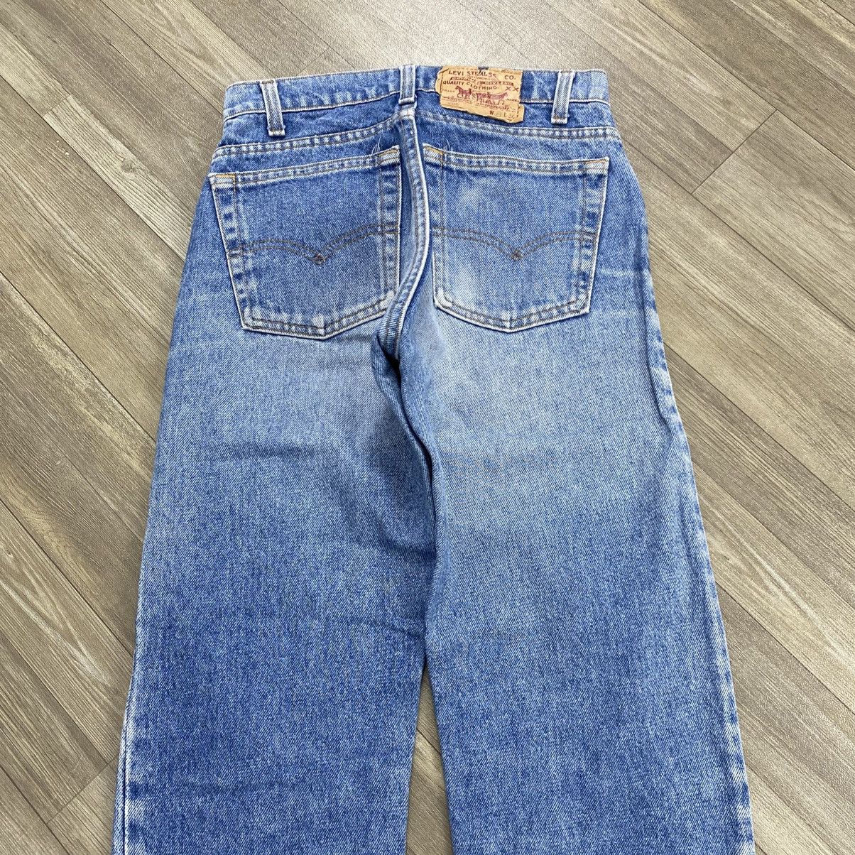Levi's Vintage Clothing 1990s Vintage Levis 505 USA 28x34 Faded Blue Jeans Size US 28 / EU 44 - 17 Thumbnail
