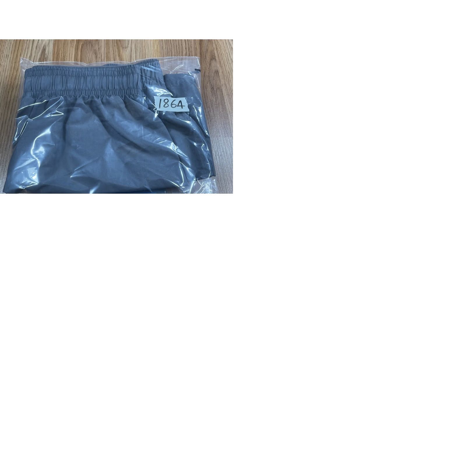 Under Armour Under Armour Shorts Womens Medium Gray Athletic Running Cross Training Size 32" / US 10 / IT 46 - 9 Thumbnail